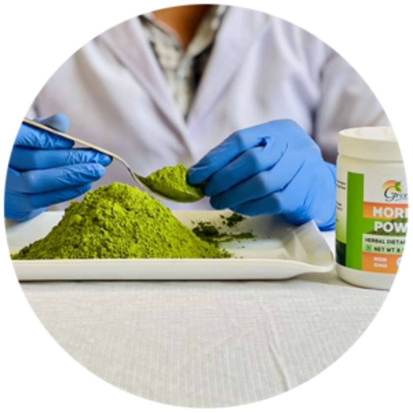 Organic Moringa Leaf Powder 4